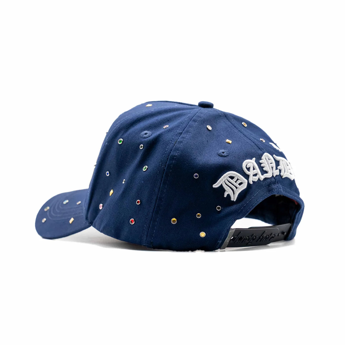 NB 10 YEARS OF DANDY